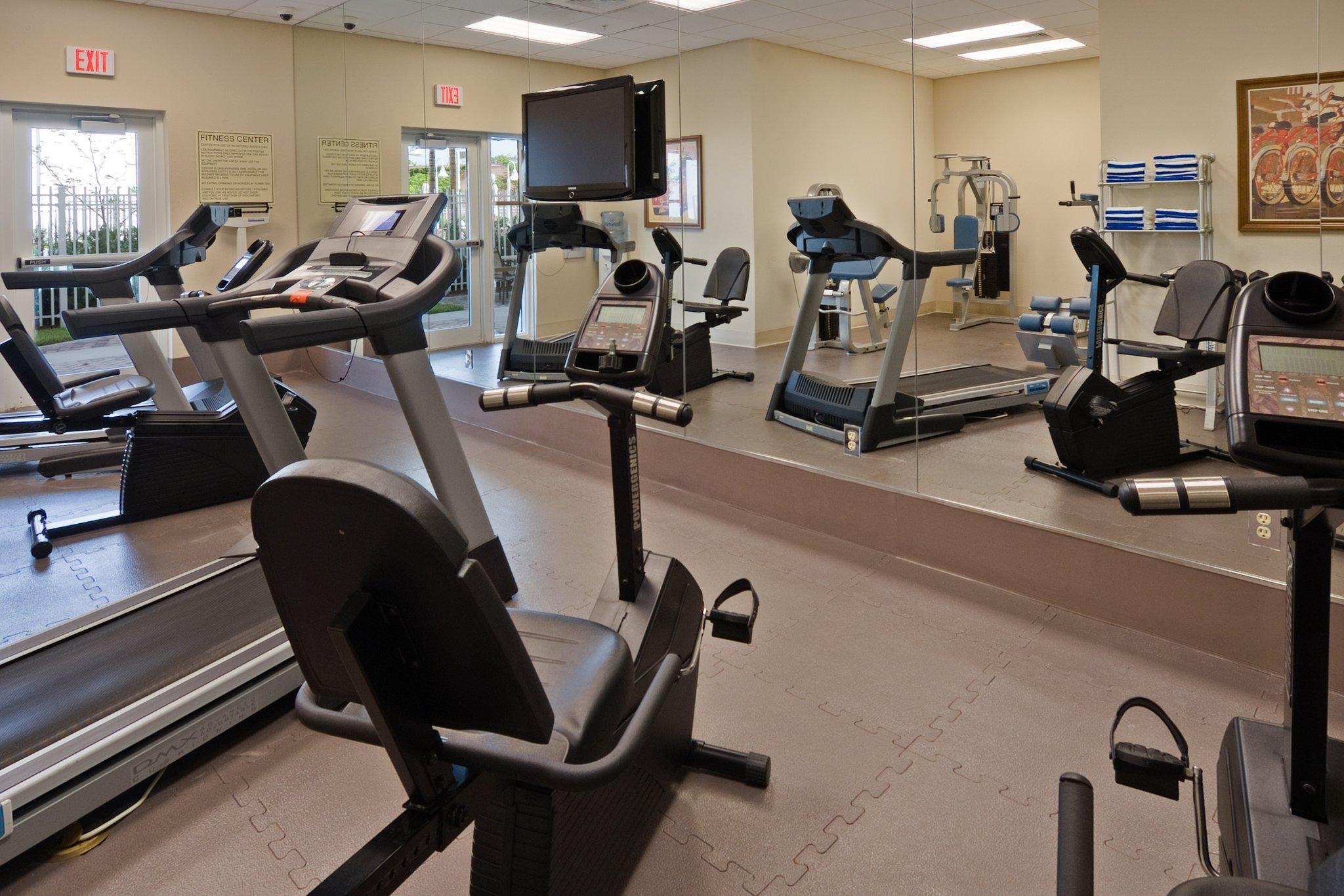 Holiday Inn Express & Suites Miami Kendall By Ihg Country Walk Buitenkant foto