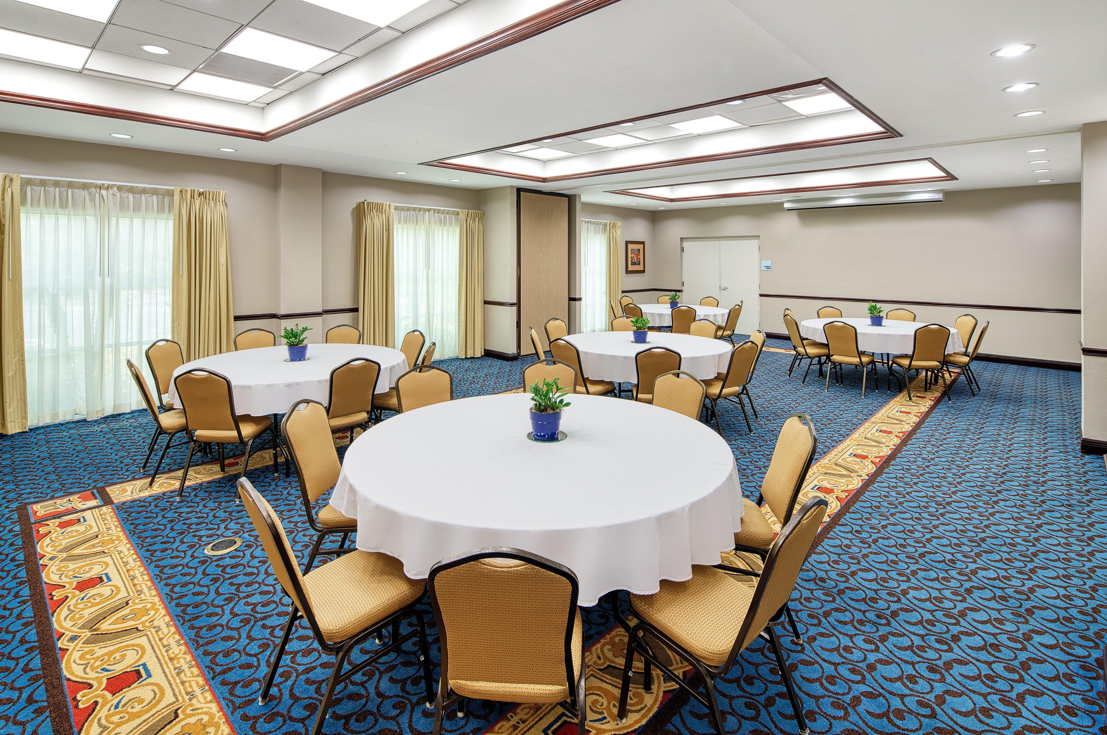 Holiday Inn Express & Suites Miami Kendall By Ihg Country Walk Buitenkant foto