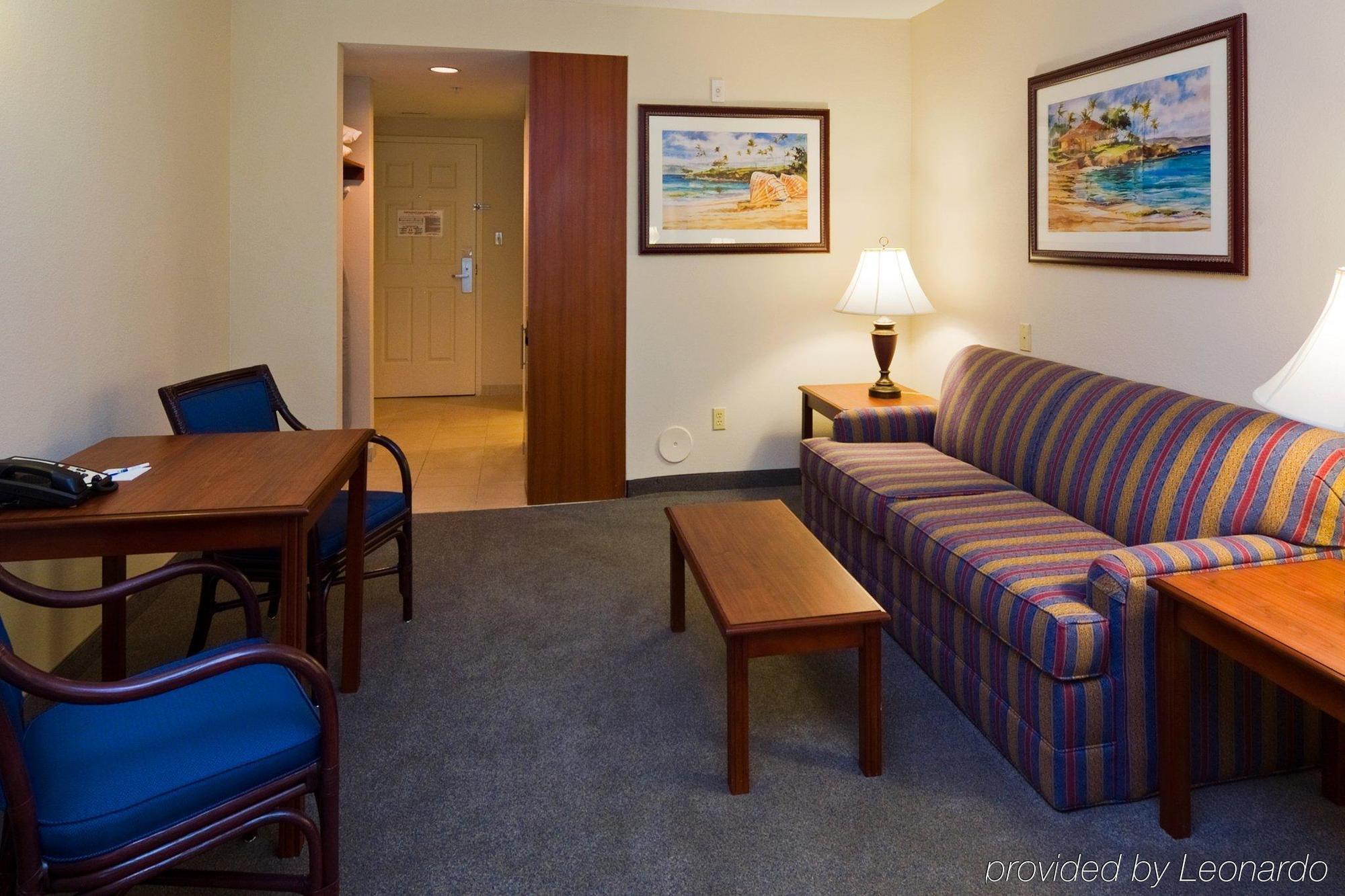 Holiday Inn Express & Suites Miami Kendall By Ihg Country Walk Kamer foto