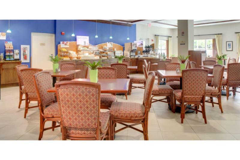 Holiday Inn Express & Suites Miami Kendall By Ihg Country Walk Buitenkant foto