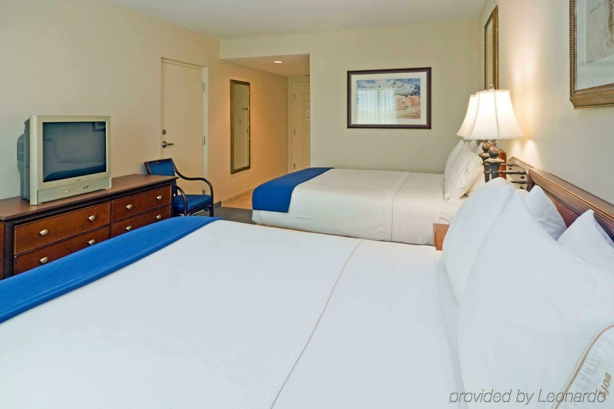 Holiday Inn Express & Suites Miami Kendall By Ihg Country Walk Kamer foto