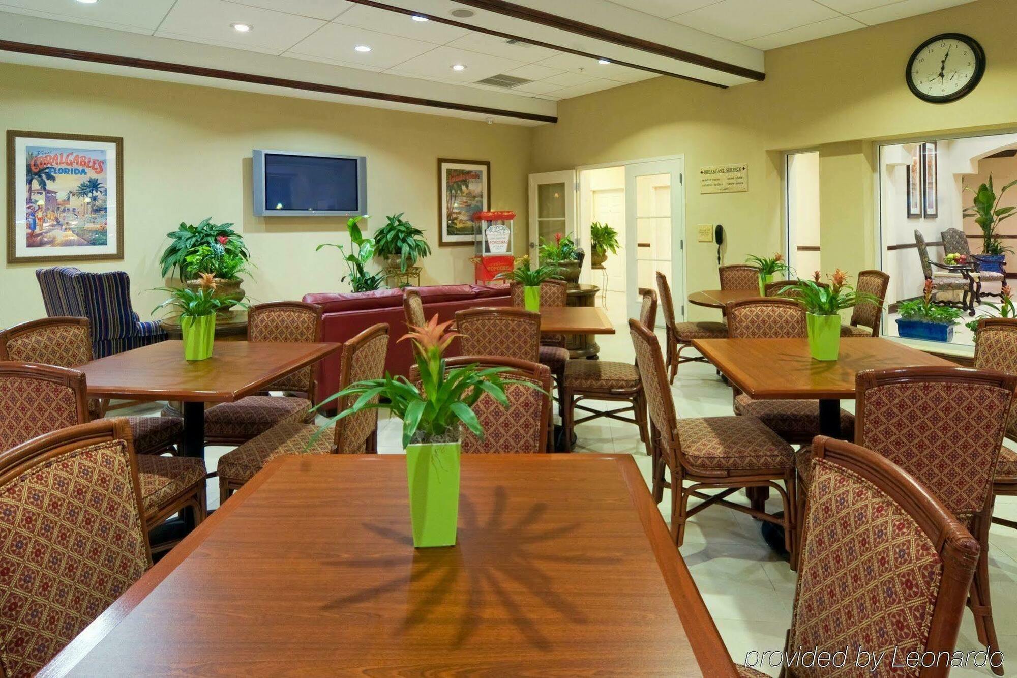 Holiday Inn Express & Suites Miami Kendall By Ihg Country Walk Buitenkant foto